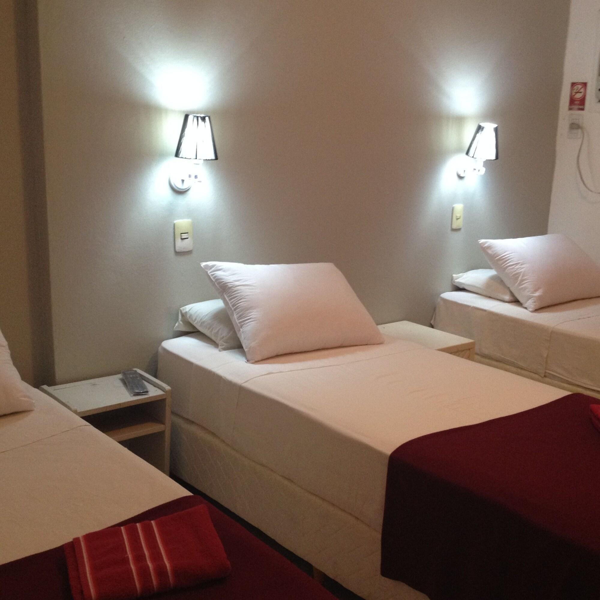 Nuevo Hotel Misiones Пуэрто-Игуасу Экстерьер фото